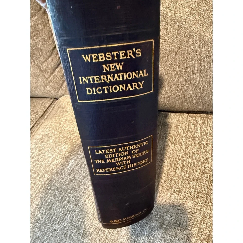 1923‎ Webster's New International Dictionary Reference History India Paper